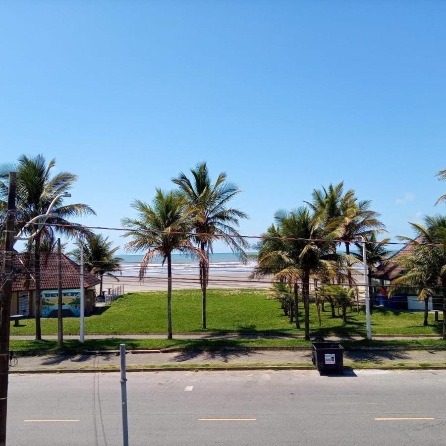Apto Aluguel Na Temporada Pe Na Areia Peruibe Sp Экстерьер фото