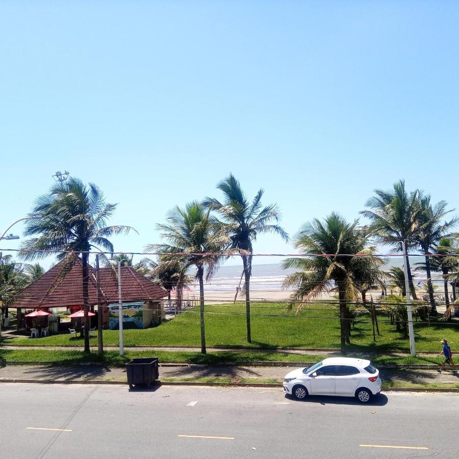 Apto Aluguel Na Temporada Pe Na Areia Peruibe Sp Экстерьер фото