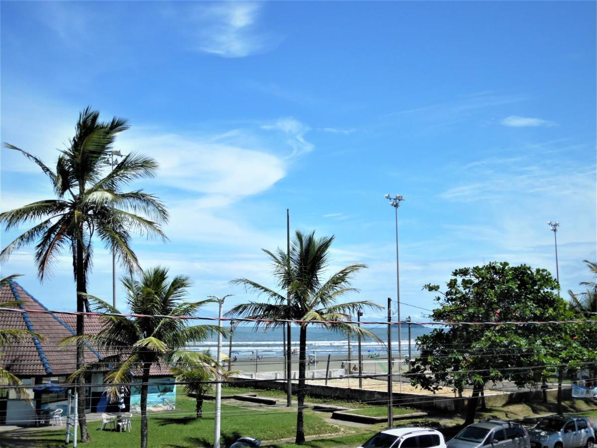Apto Aluguel Na Temporada Pe Na Areia Peruibe Sp Экстерьер фото